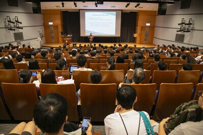 audience listening to admissions talk