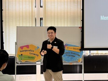 Mr Derek Wong