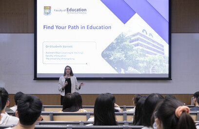 Dr Elizabeth Barrett delivers the Faculty Introduction Talk.