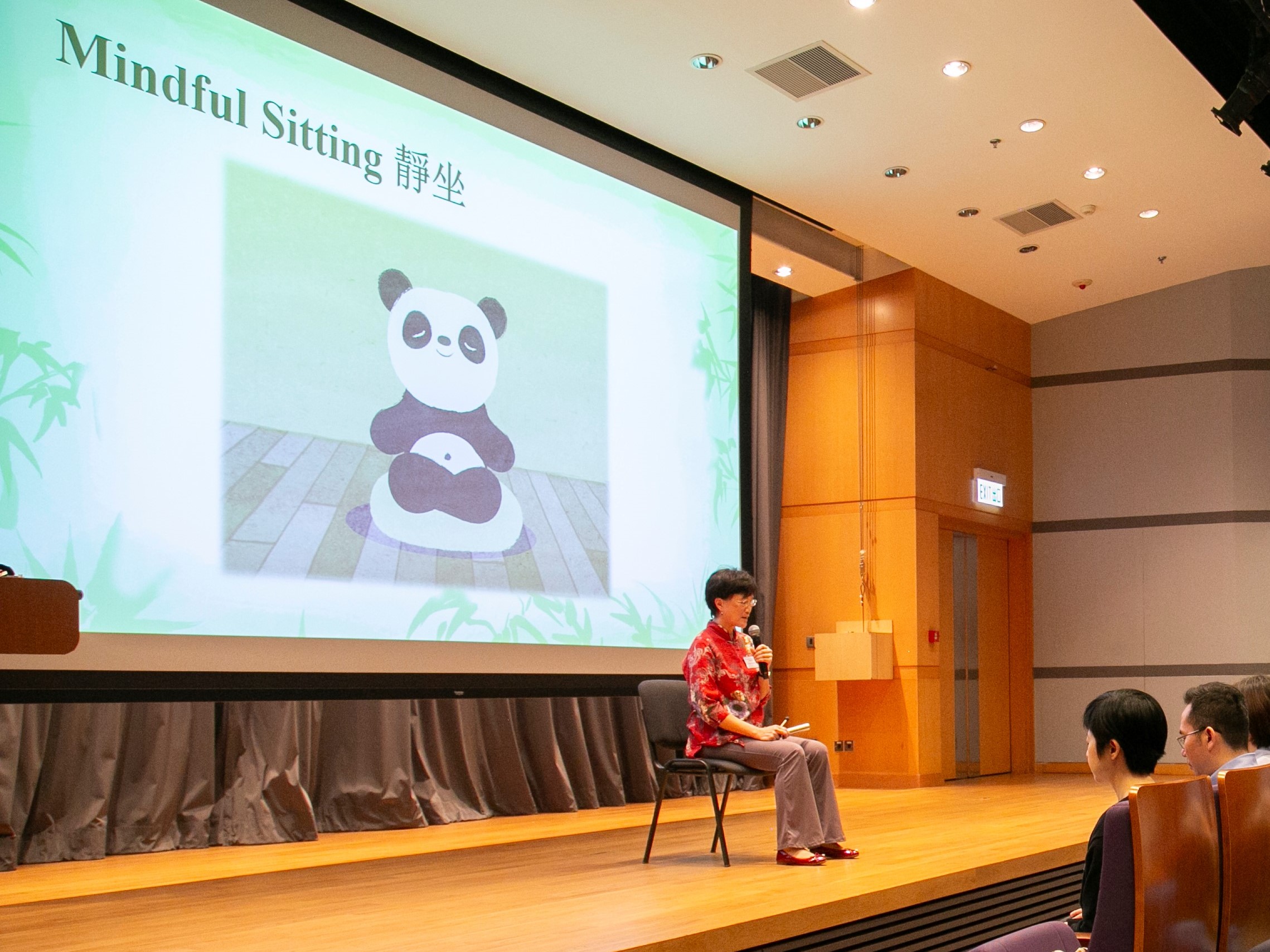 Prof Lam mindful sitting