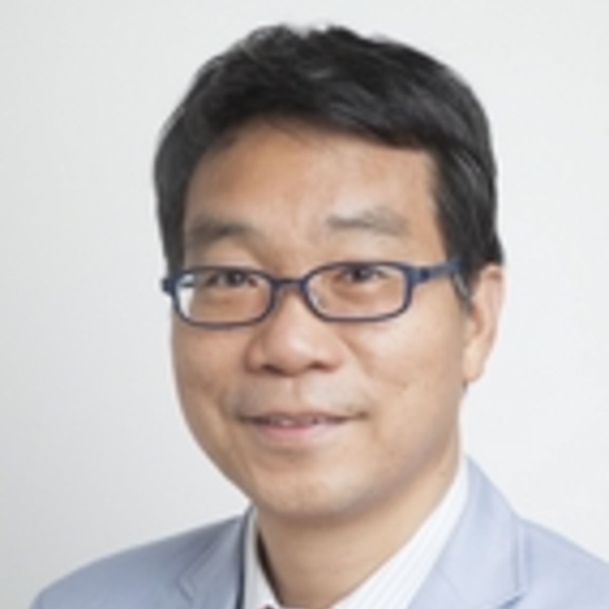 Professor YUEN, Man Tak